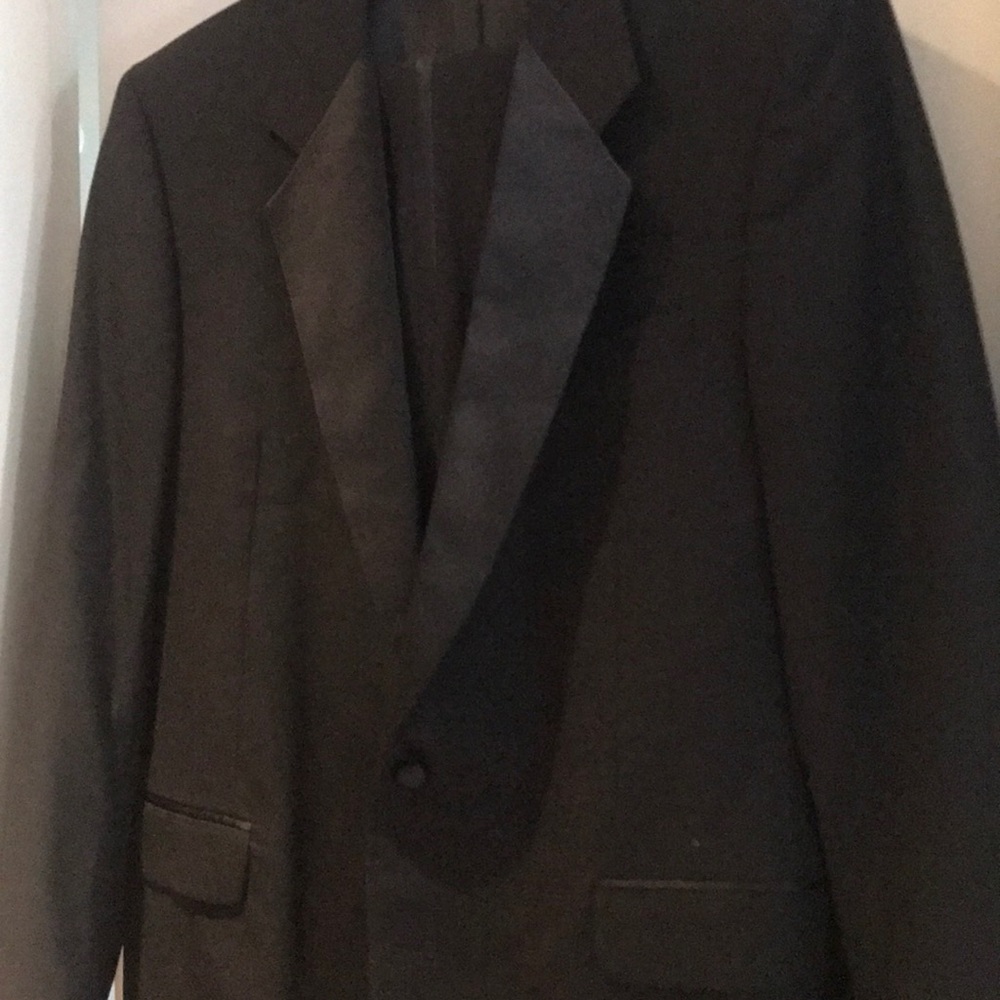 Jones of New York Tuxedo